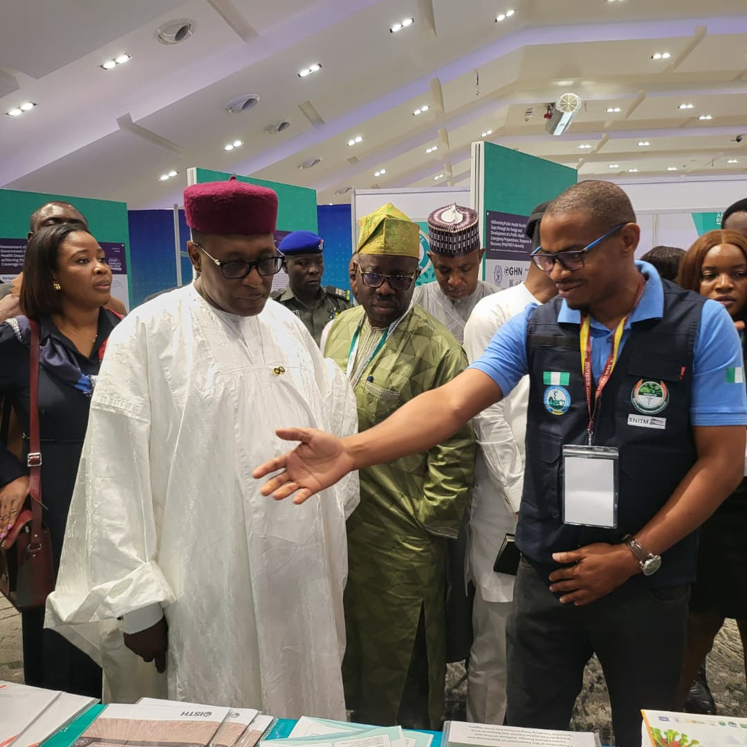 Government dignitaries visit the IVEPCR exhibition booth